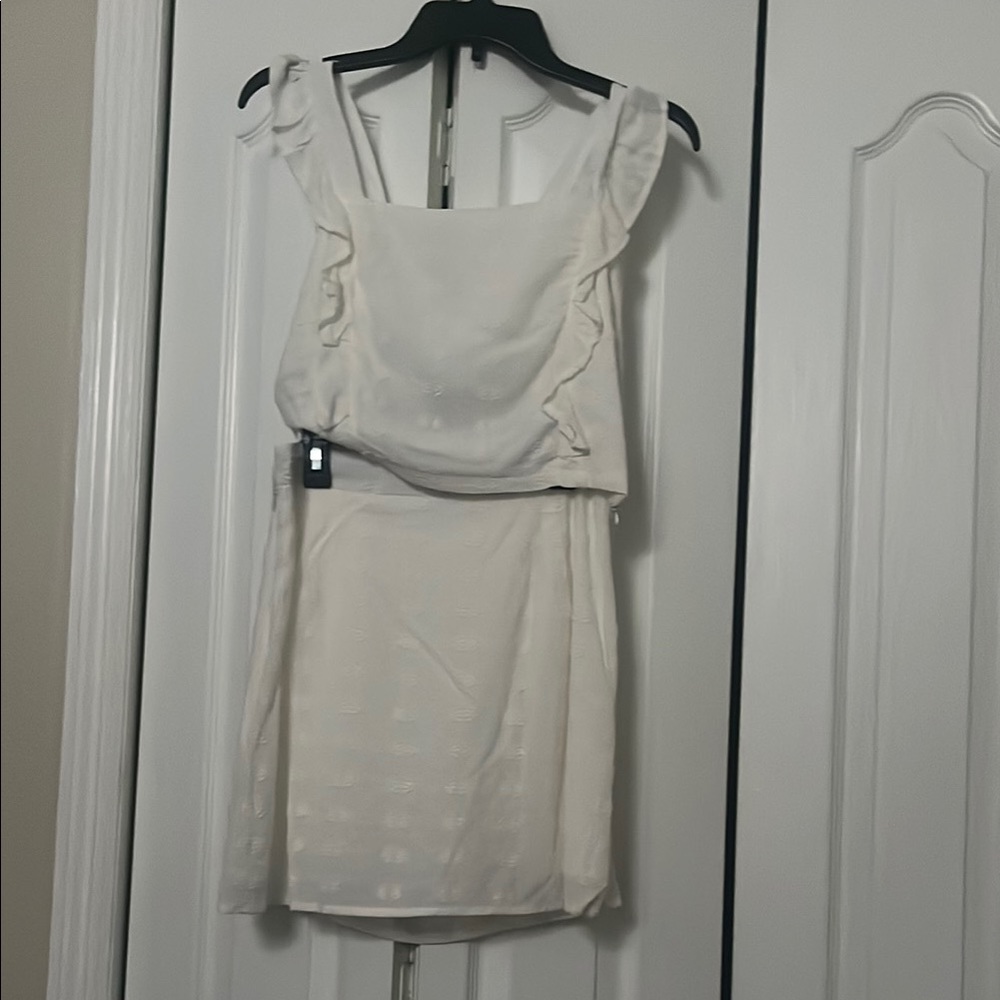 Elegant White Skirt Set